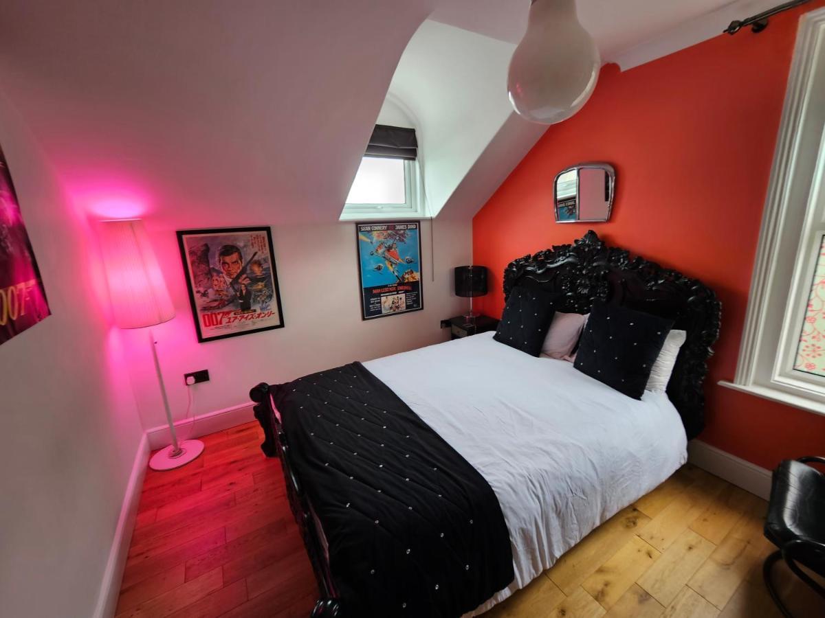 Southsea Royale James Bond 3 Bed Cool Penthouse, Seafront Parking Portsmouth Dış mekan fotoğraf